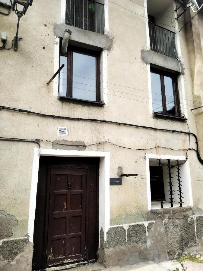 Casa Joan De Ribera Apartment Ribera de Cardos Luaran gambar