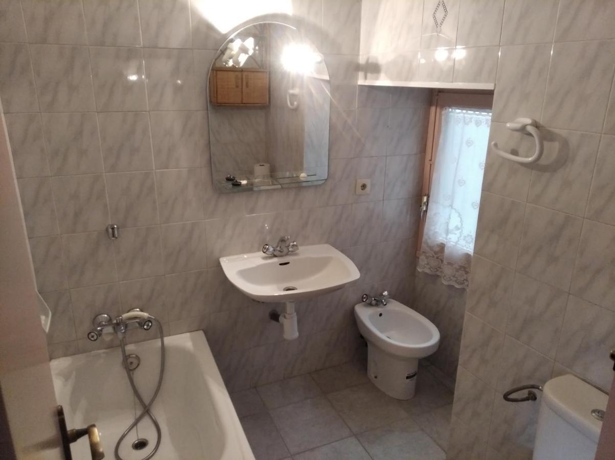 Casa Joan De Ribera Apartment Ribera de Cardos Luaran gambar